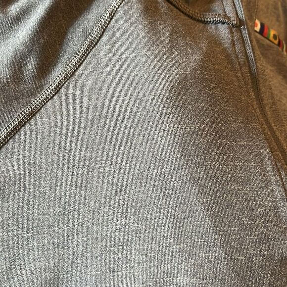 Sherpa Heather Gray 1/4 Zip Pullover, size L - Picture 10 of 13